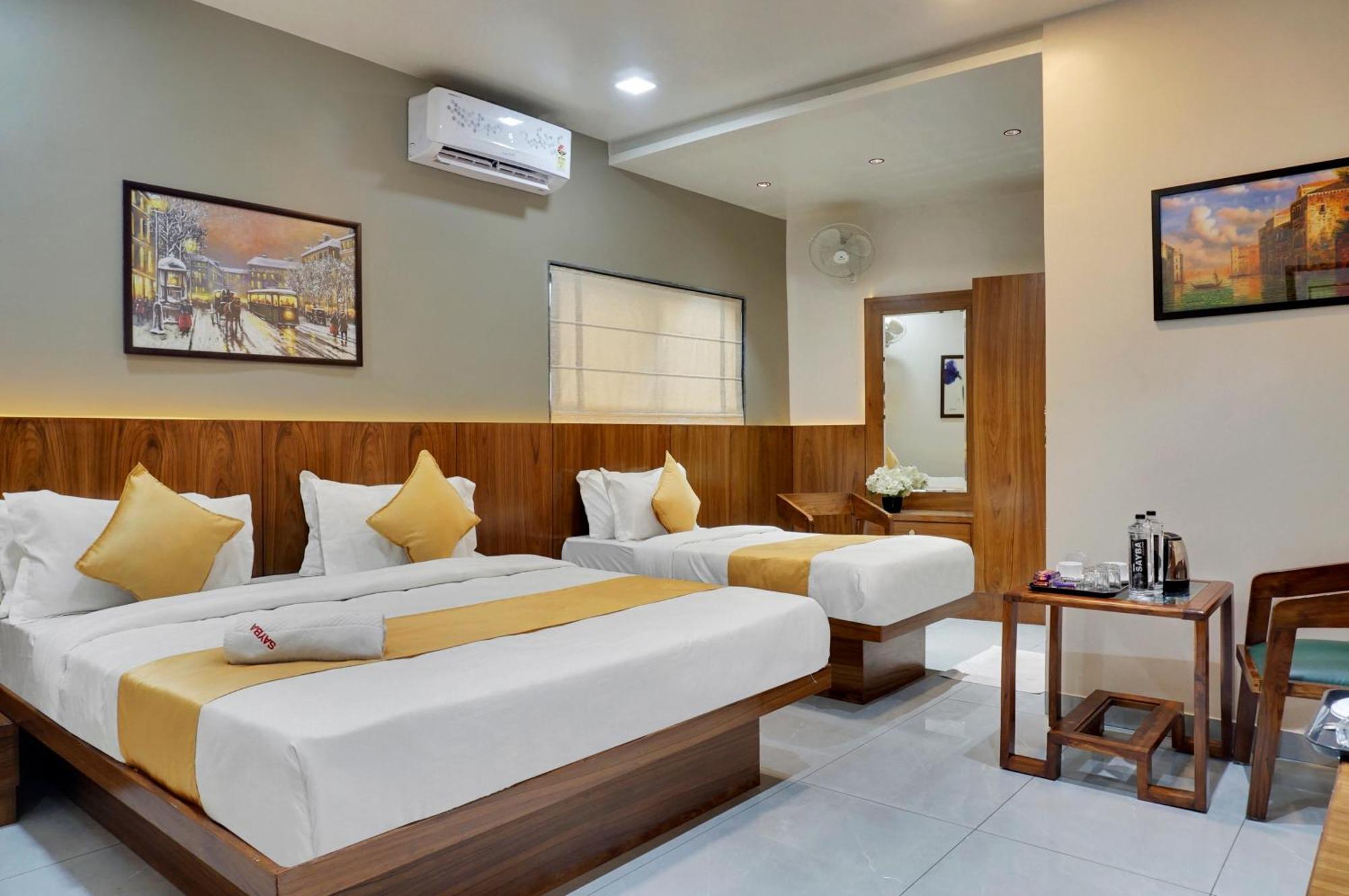 Hotel Sayba Executive プネ エクステリア 写真