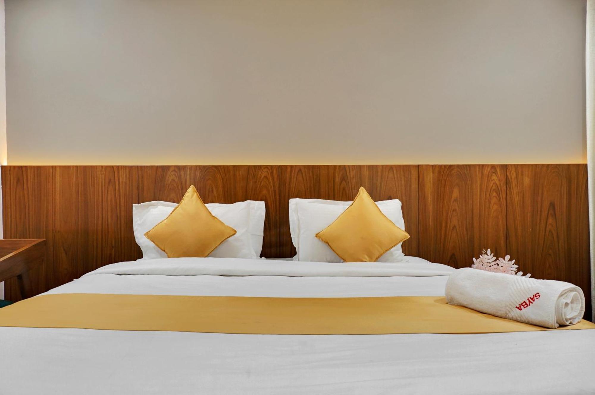 Hotel Sayba Executive プネ エクステリア 写真