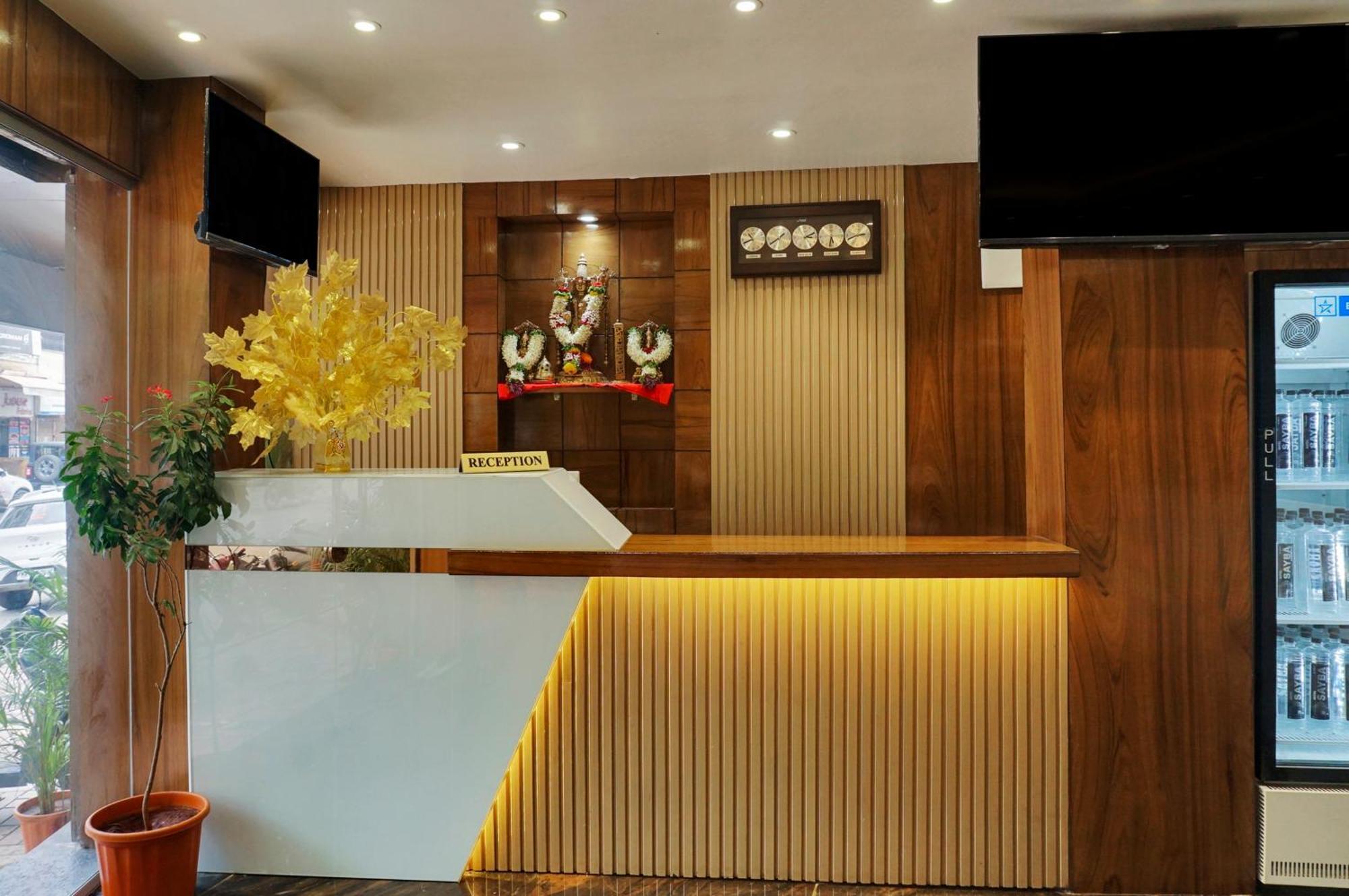 Hotel Sayba Executive プネ エクステリア 写真
